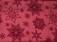 КОЛЕДНА ПОКРИВКА 150/180СМ. БОРДО